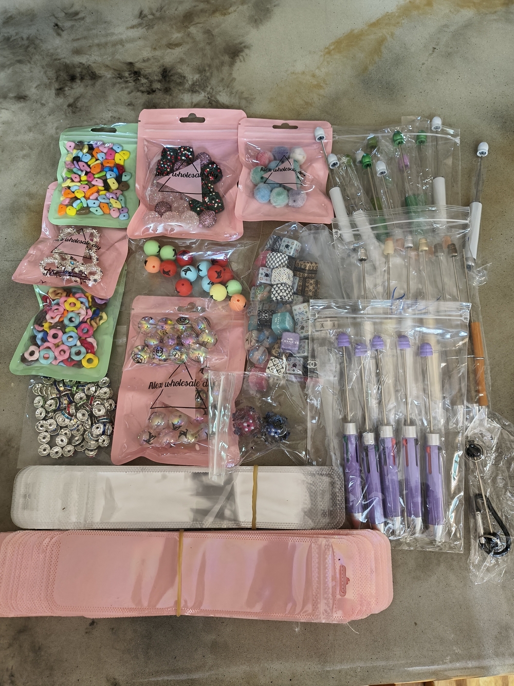 DYI Pens, Beads, Spacers And Pen Bags